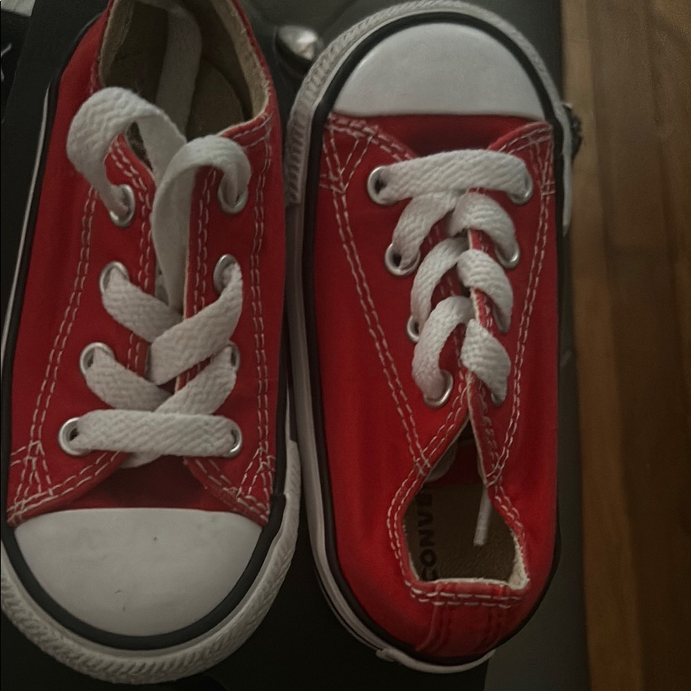 Converse - Picture 3 of 3